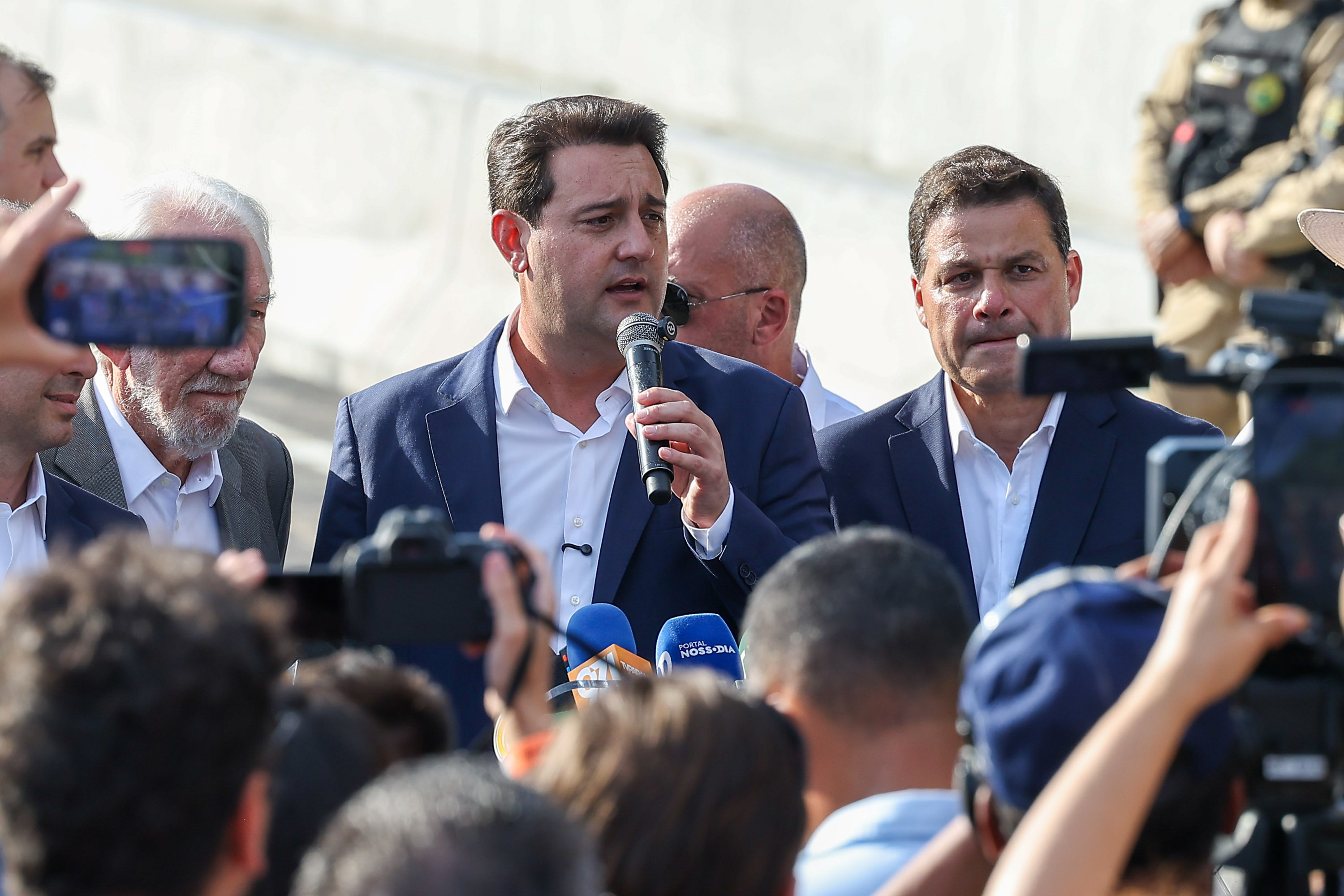 “Perseverança venceu o impossível”, diz Ratinho Junior na inauguração da Ponte de Guaratuba