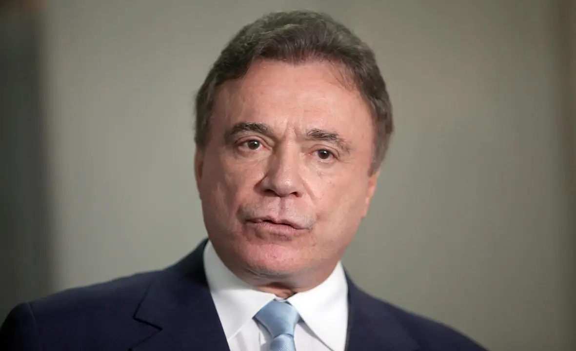Álvaro Dias atribui desistência da disputa ao Senado à falta de unidade e critica 