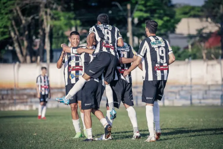 Grêmio Maringá teve o melhor desempenho na rodada ao golear o City London por 3 a 0