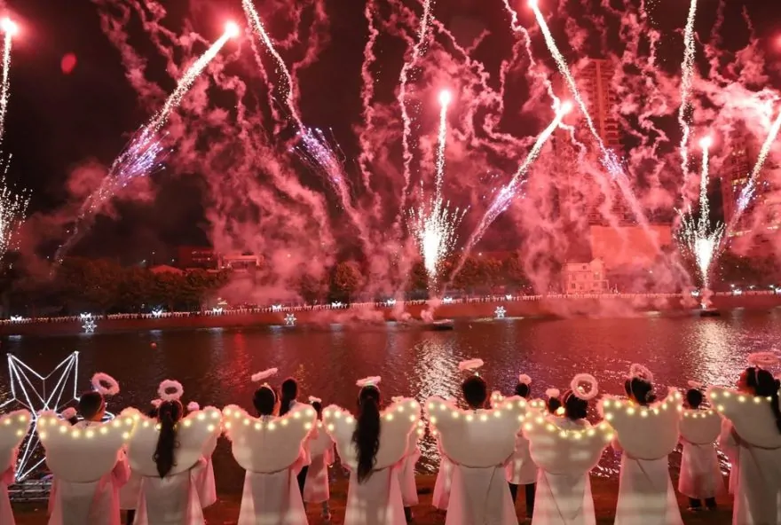 Tudo pronto para o Coral dos Anjos, na noite de hoje (6), no Parque do Lago
