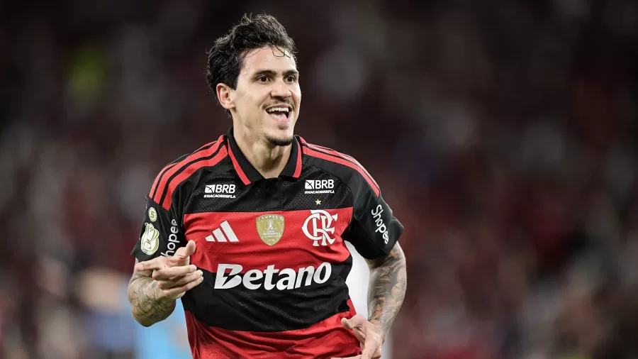 Com show de Pedro, Flamengo atropela (4 a 0) a Chapecoense