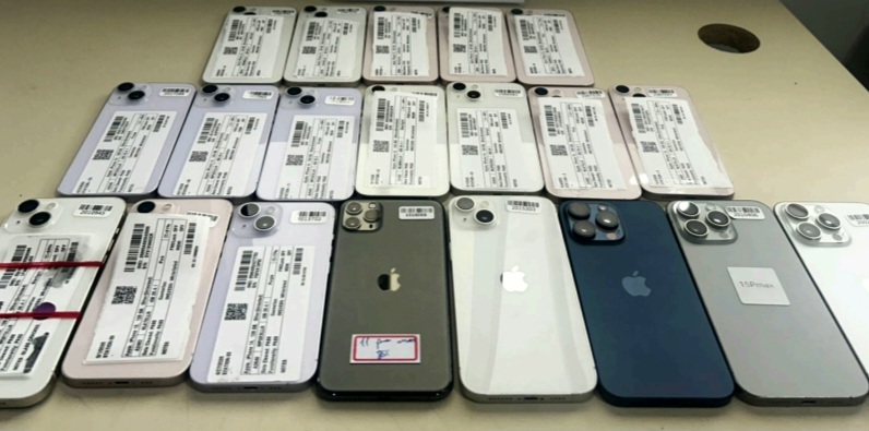 Polícia apreende celulares e vinhos trazidos de Foz do Iguaçu