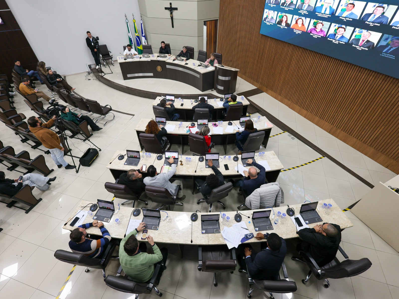 Câmara retoma trabalhos com votação da REURB e posse de Élcio Melhem