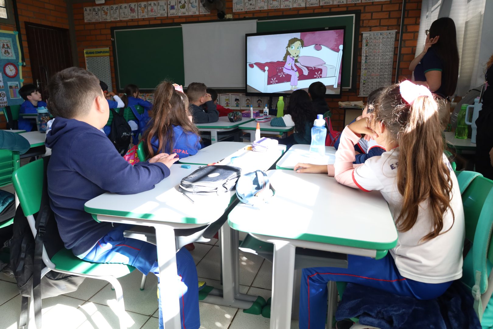 Dia da Conscientização contra a Obesidade Infantil é marcado por atividades em escola municipal