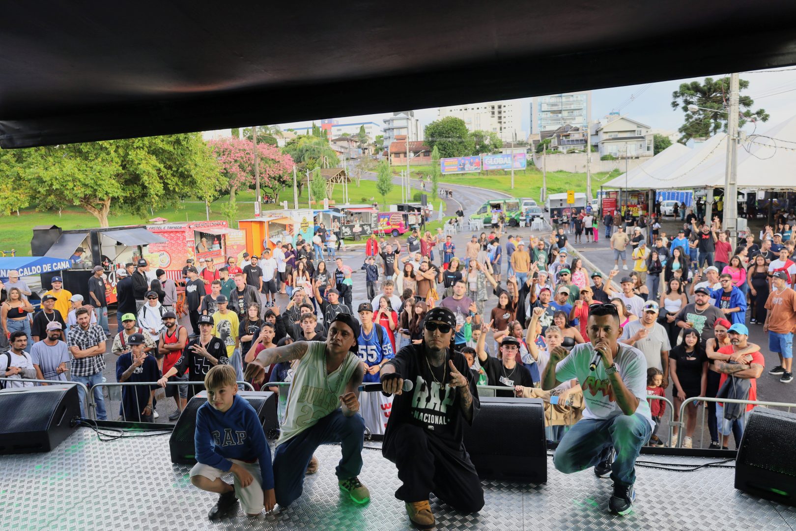 Com carnaval infantil, shows e roda de samba, Guarapuava com programação no Parque do Lago até terça-feira (17)