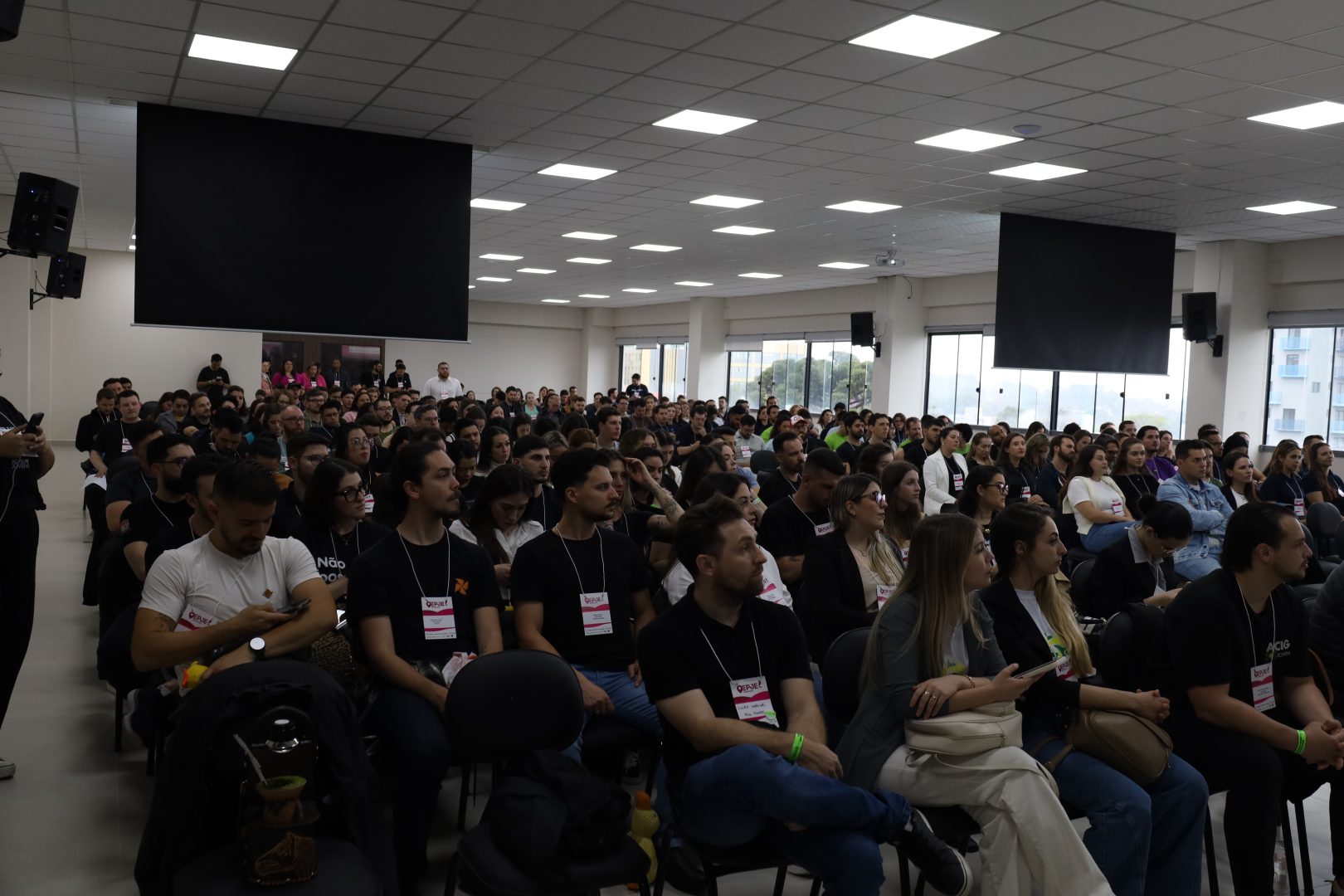 Encontro reúne 300 jovens empreendedores em Guarapuava
