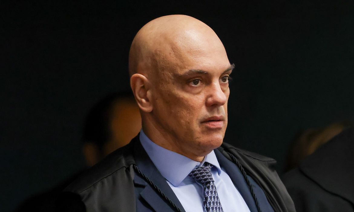 Em decisão, Moraes cita 