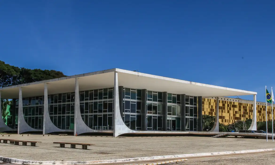 STF valida proibição de devedor contumaz pedir recuperação judicial
