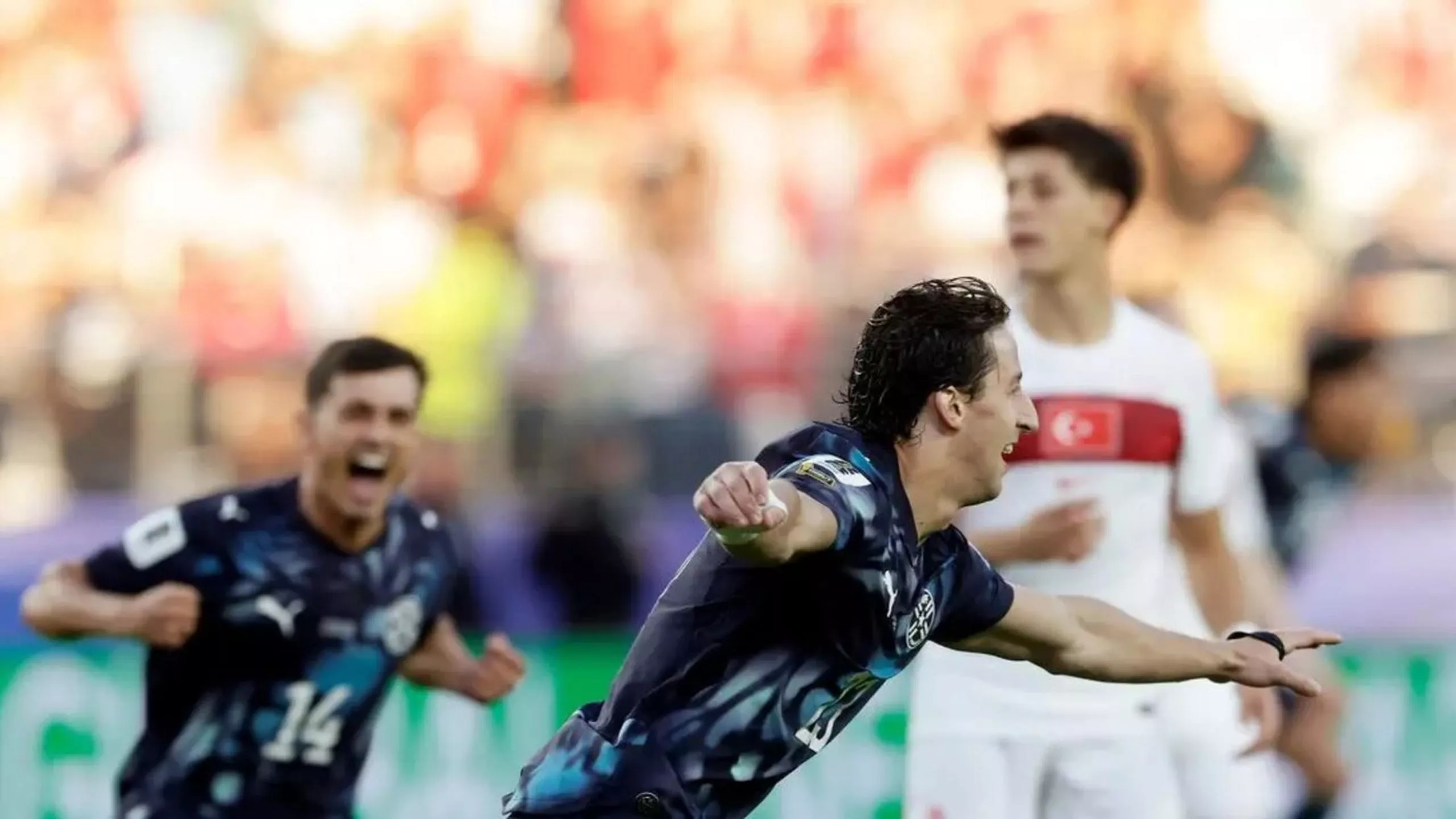 Gol relâmpago e defesa sólida levam Paraguai à primeira vitória em 16 anos em Copas