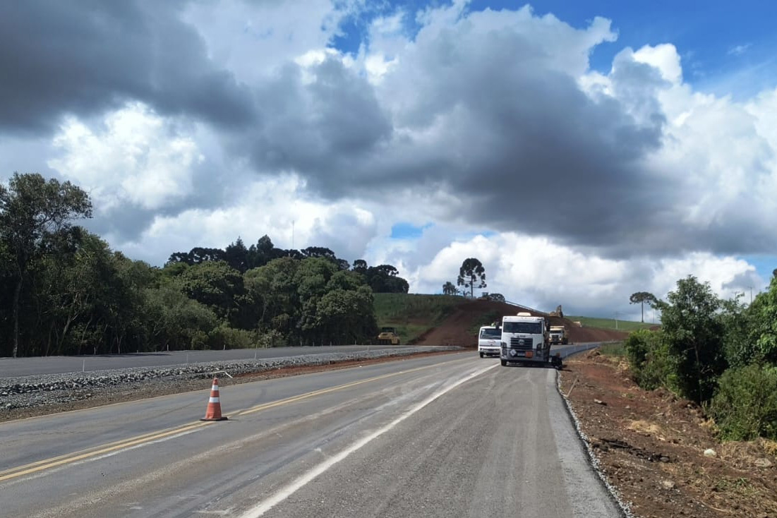 Duplicação da PRC-466 entre Turvo e Palmeirinha chega a 22,79% de execução, diz DER