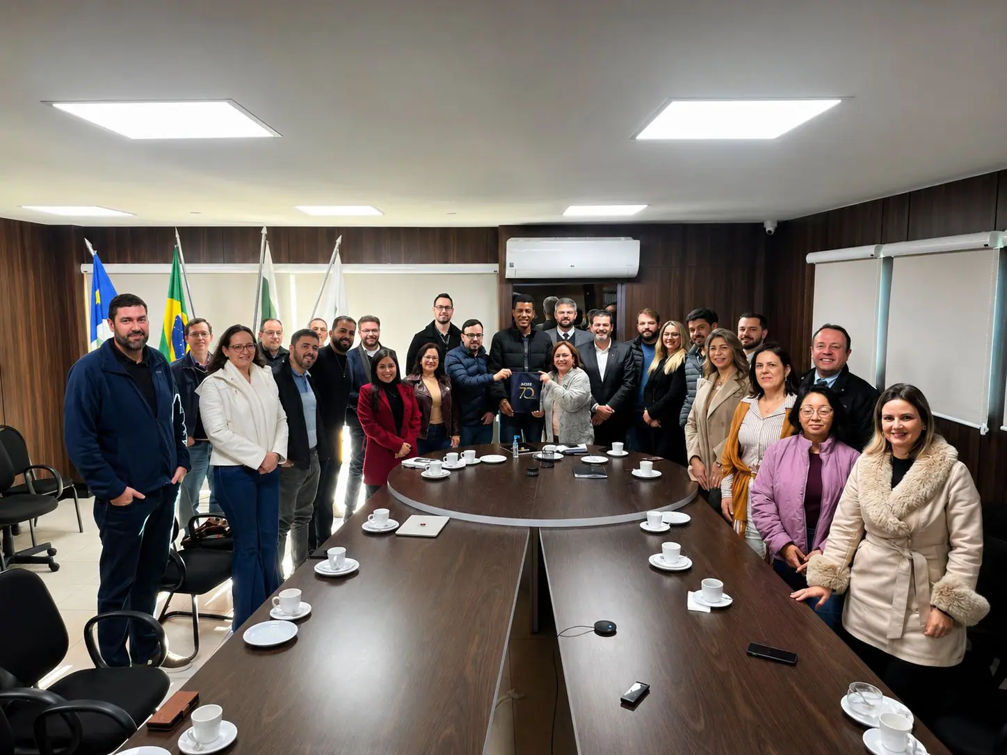 Grupo de Trabalho do Descomplica Guarapuava visita ACIG para ouvir demandas do setor empresarial
