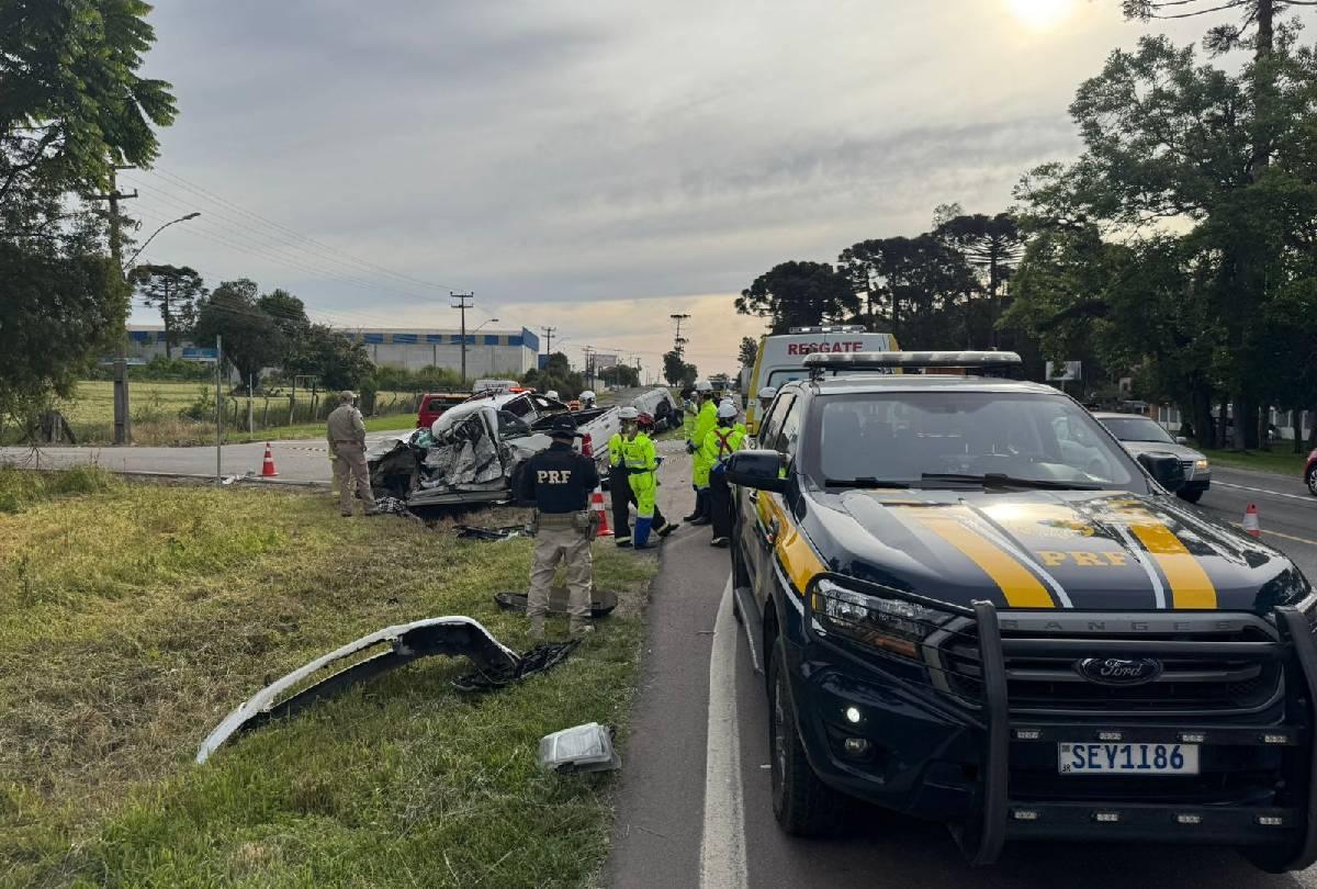 Colisão entre caminhão e SW4 deixa três pessoas feridas na BR-277