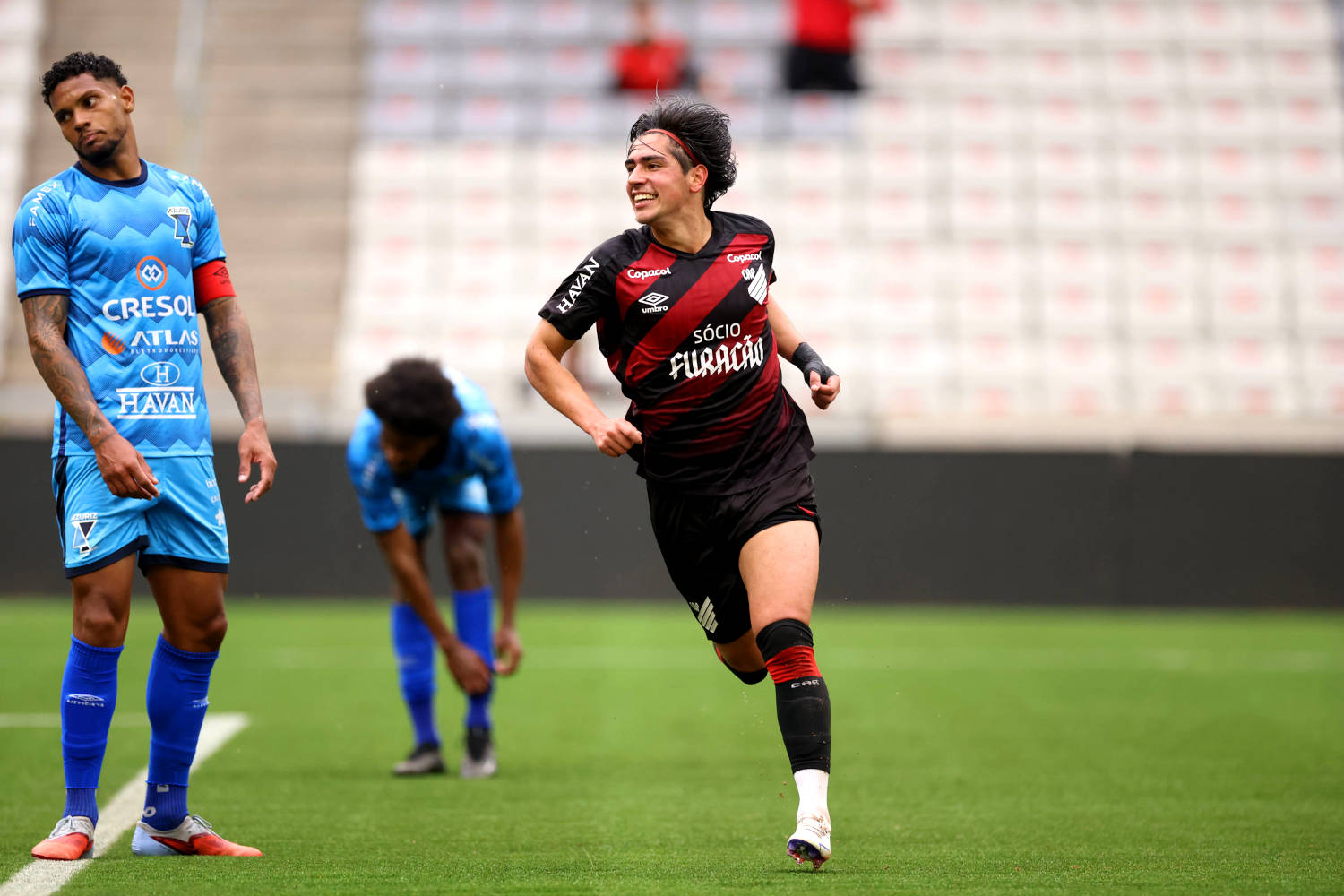 Athletico vence o Azuriz e sobe na tabela da Copa Paraná