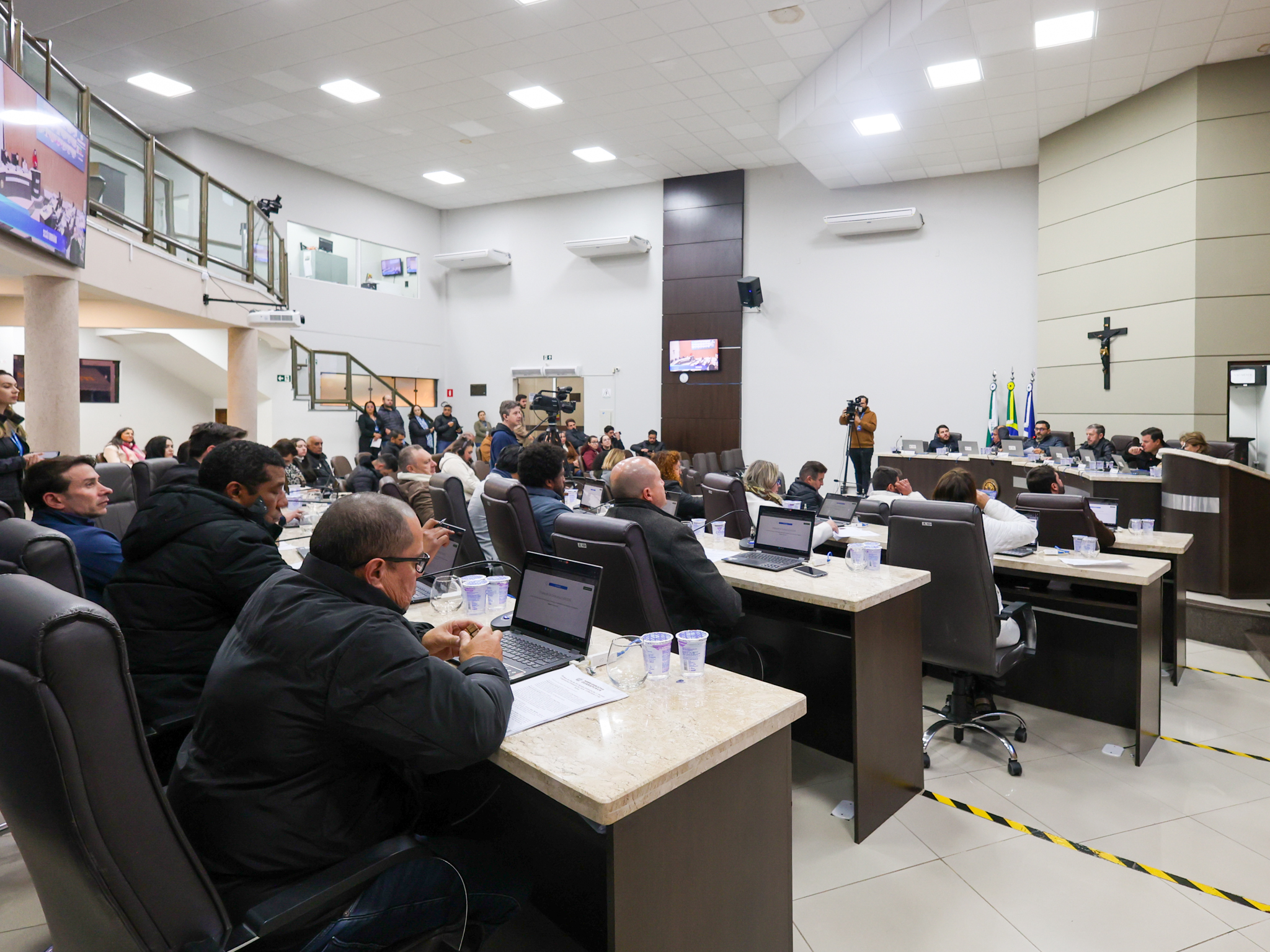 Vereadores autorizam Executivo a contrair créditos de até R$ 85 milhões