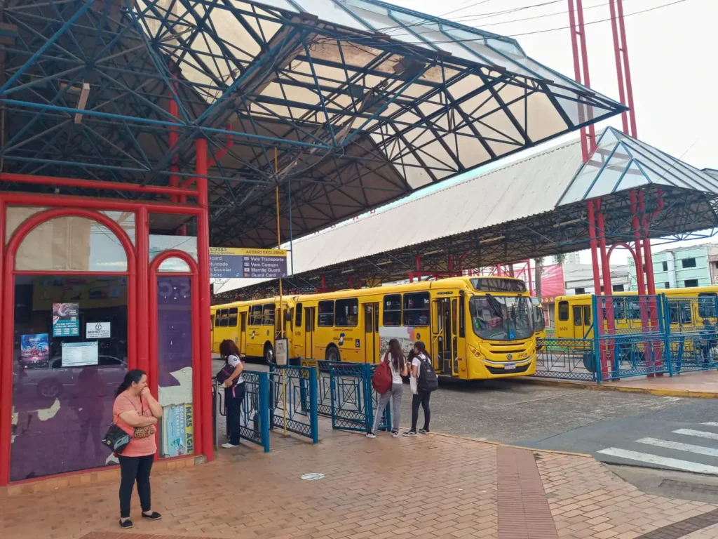 Educard e Vem Escolar: estudantes de Guarapuava devem comprovar frequência até 28 de setembro