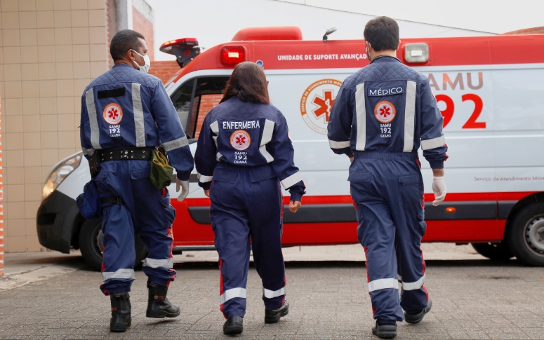 Concessionária confirma 21 mortos e quatro feridos em colisão entre carreta e ônibus da Saúde