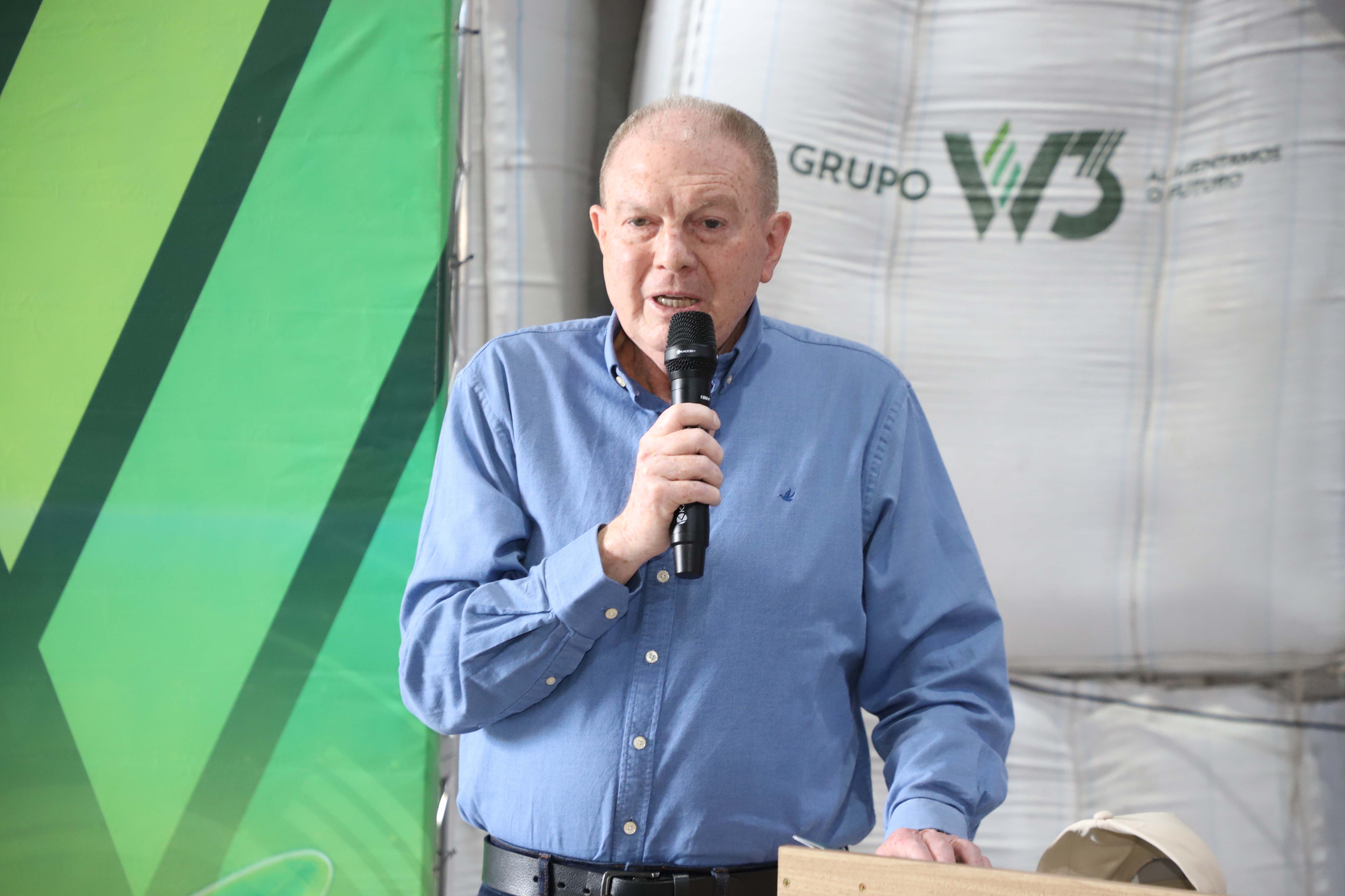 Stemmer é reeleito por mais 3 anos no comando da Agrária