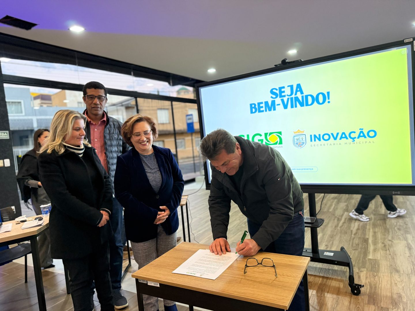 Prefeitura repassa R$ 263 mil para estruturar Hub de Inovação da ACIG