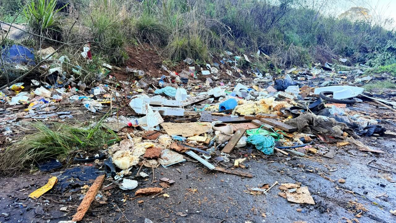 SURG retira mais de cinco toneladas de lixo perto do Rio das Mortes