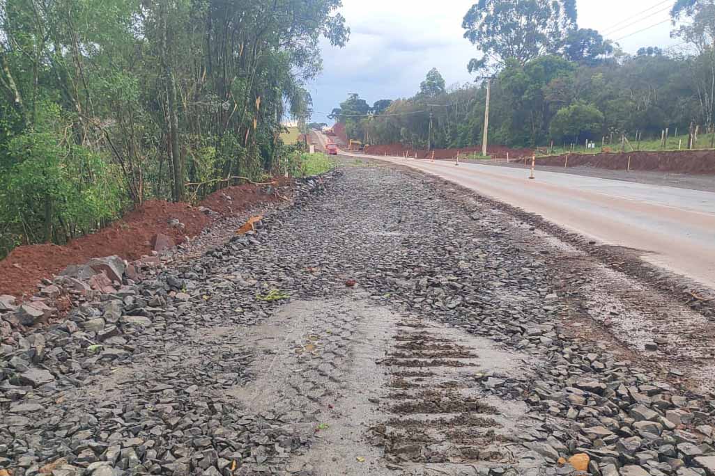 Avançam as obras de restauração em concreto entre Manoel Ribas e Pitanga
