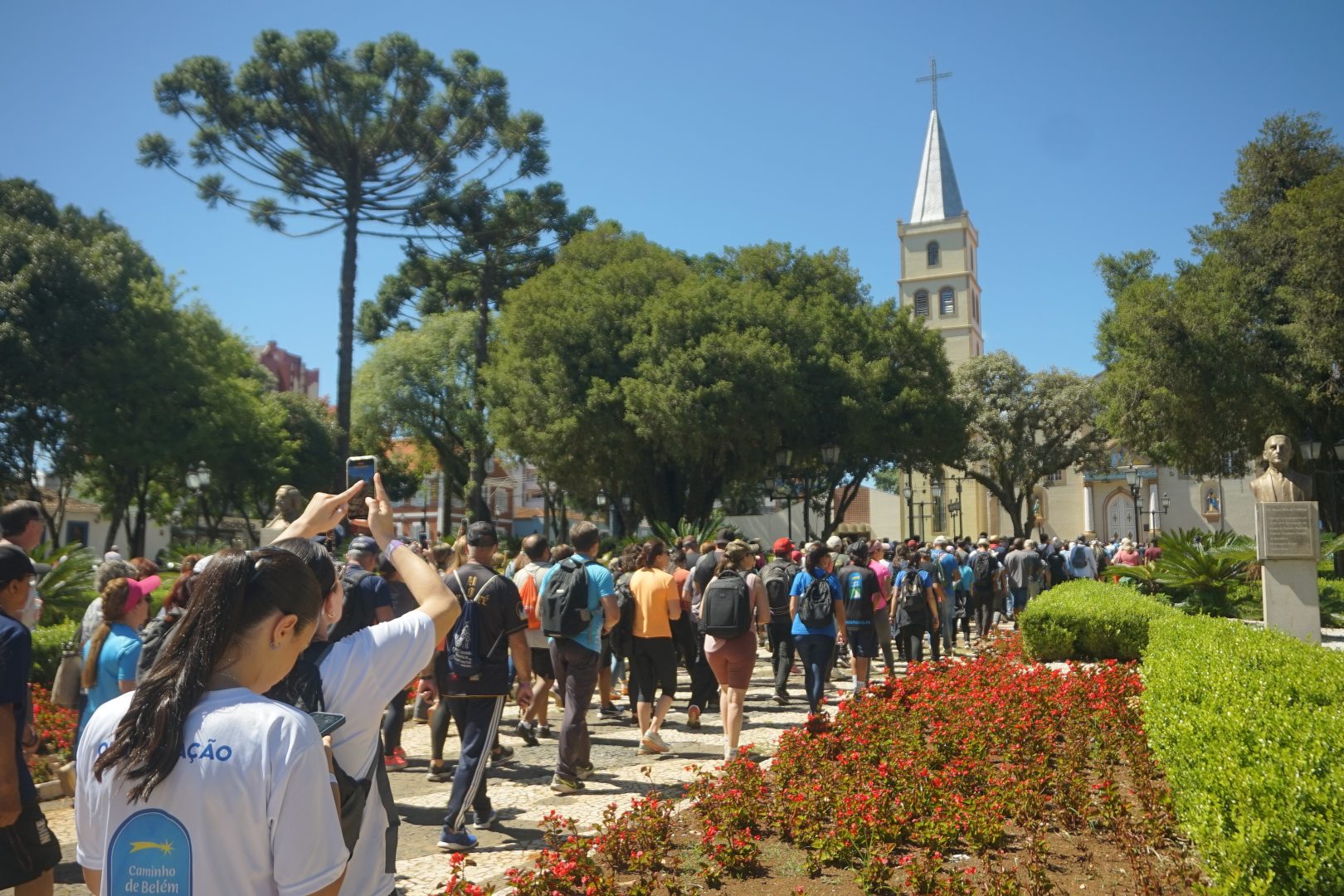 Via Sacra do Caminho de Belém reúne mais de mil fiéis